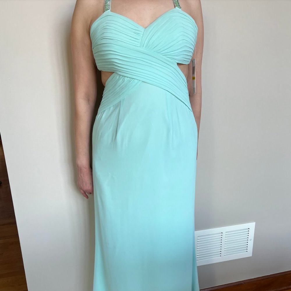 Gianni Bini Mint Green Prom Dress w/Tags (Size M)